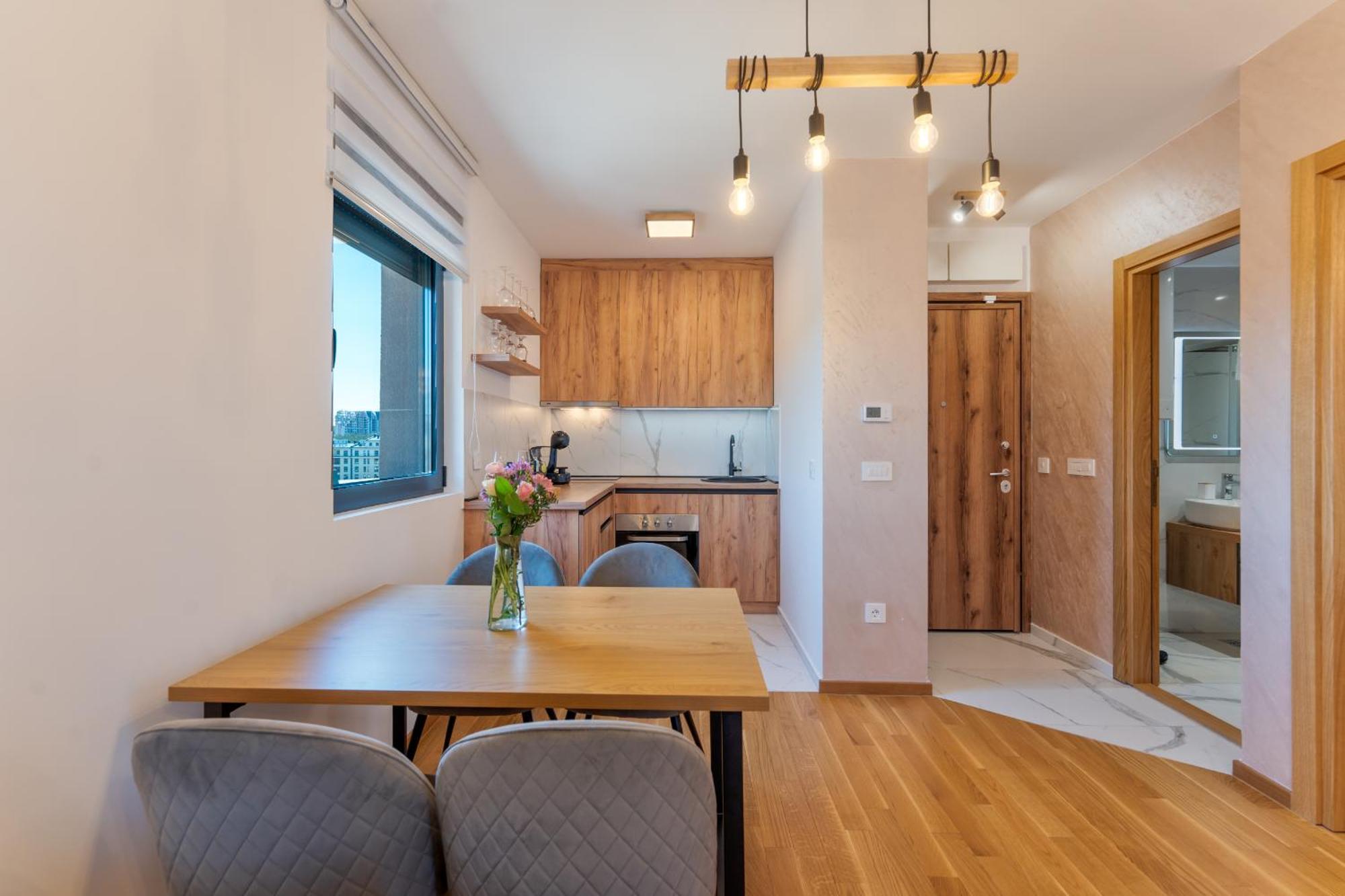 Apartment Fantasy *