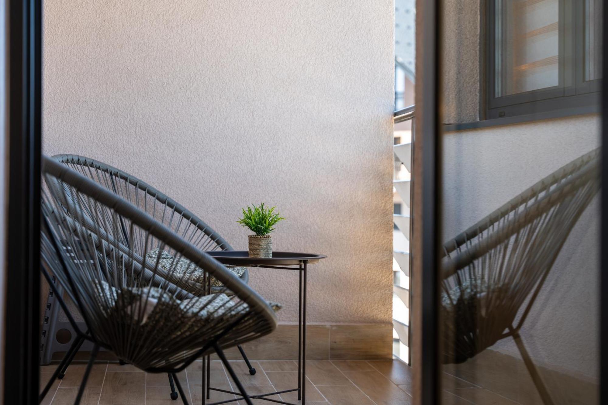 Apartment Fantasy *